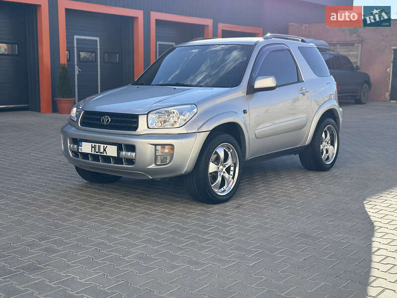 Toyota RAV4 2001
