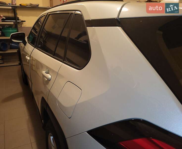 Внедорожник / Кроссовер Toyota RAV4 2019 в Днепре фото 7 Внедорожник / Кроссовер Toyota RAV4 2019 в Днепре