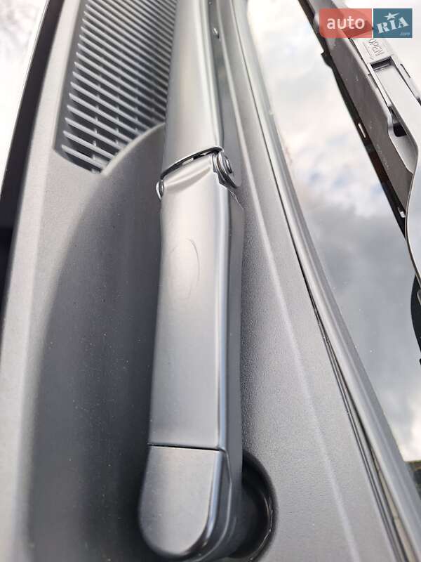 Внедорожник / Кроссовер Toyota RAV4 2018 в Киеве