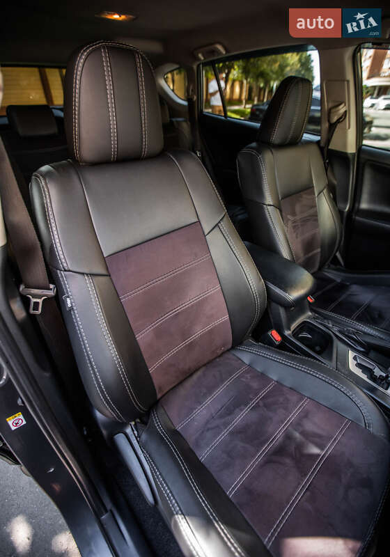 Внедорожник / Кроссовер Toyota RAV4 2017 в Киеве фото 19 Внедорожник / Кроссовер Toyota RAV4 2017 в Киеве