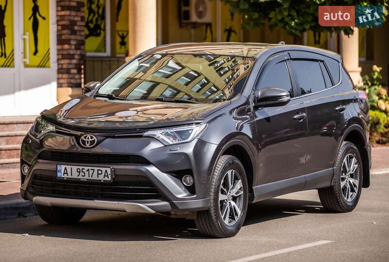 Внедорожник / Кроссовер Toyota RAV4 2017 в Киеве фото 24 Внедорожник / Кроссовер Toyota RAV4 2017 в Киеве