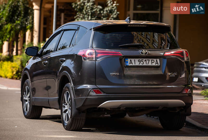 Внедорожник / Кроссовер Toyota RAV4 2017 в Киеве фото 28 Внедорожник / Кроссовер Toyota RAV4 2017 в Киеве