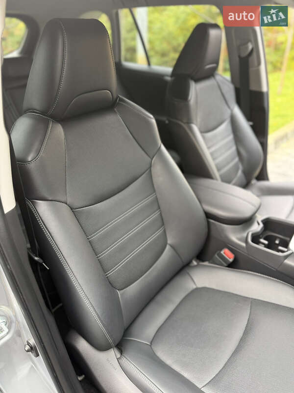 Внедорожник / Кроссовер Toyota RAV4 2023 в Днепре фото 9 Внедорожник / Кроссовер Toyota RAV4 2023 в Днепре