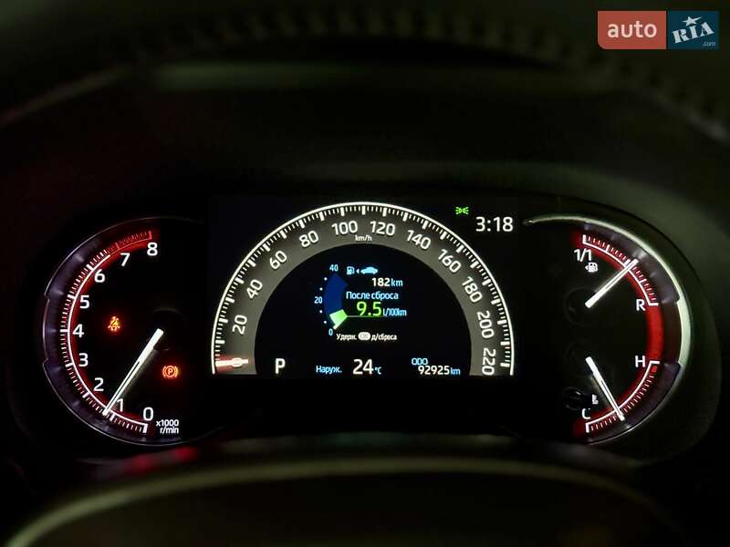 Внедорожник / Кроссовер Toyota RAV4 2019 в Киеве фото 57 Внедорожник / Кроссовер Toyota RAV4 2019 в Киеве