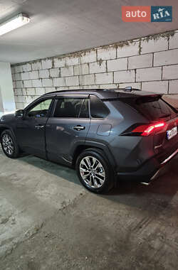 Позашляховик / Кросовер Toyota RAV4 2023 в Києві