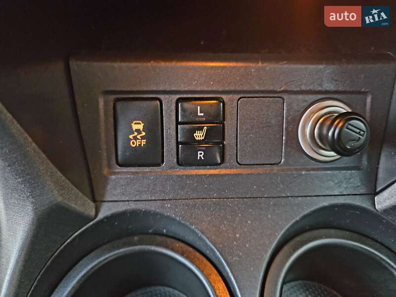 Внедорожник / Кроссовер Toyota RAV4 2011 в Ивано-Франковске фото 80 Внедорожник / Кроссовер Toyota RAV4 2011 в Ивано-Франковске