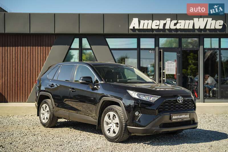 Позашляховик / Кросовер Toyota RAV4 2020 в Чернівцях фото 3 Позашляховик / Кросовер Toyota RAV4 2020 в Чернівцях