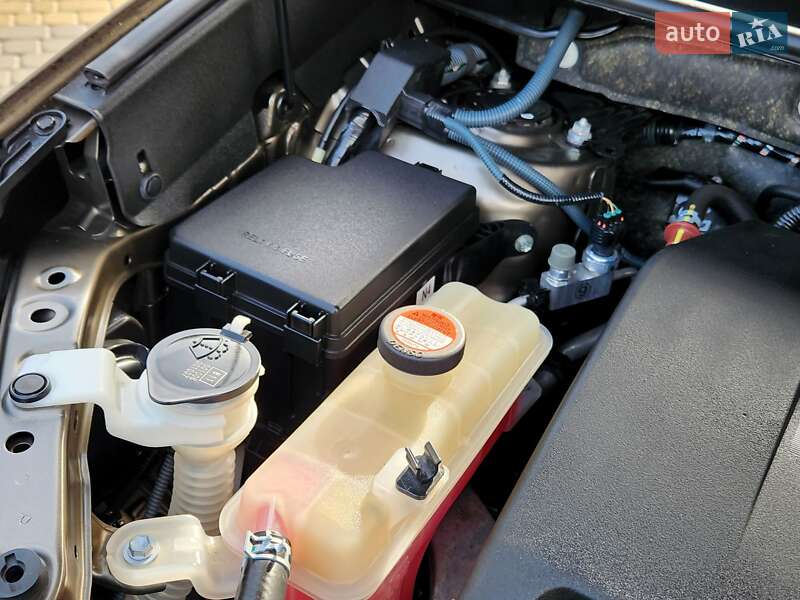 Внедорожник / Кроссовер Toyota RAV4 2015 в Виннице