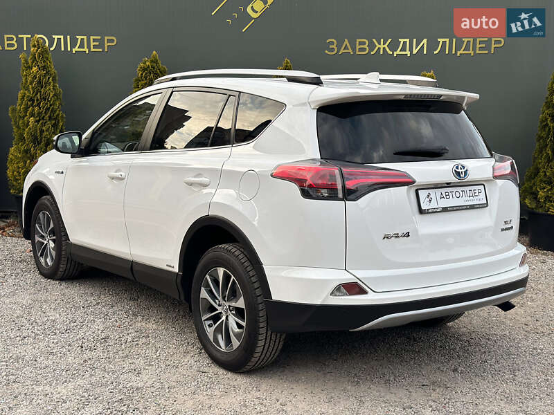 Позашляховик / Кросовер Toyota RAV4 2016 в Одесі фото 16 Позашляховик / Кросовер Toyota RAV4 2016 в Одесі