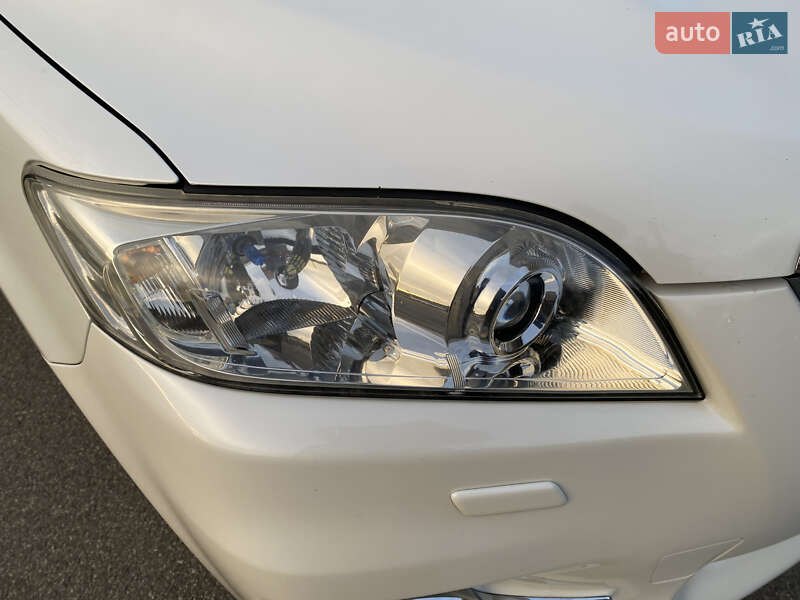 Позашляховик / Кросовер Toyota RAV4 2012 в Києві