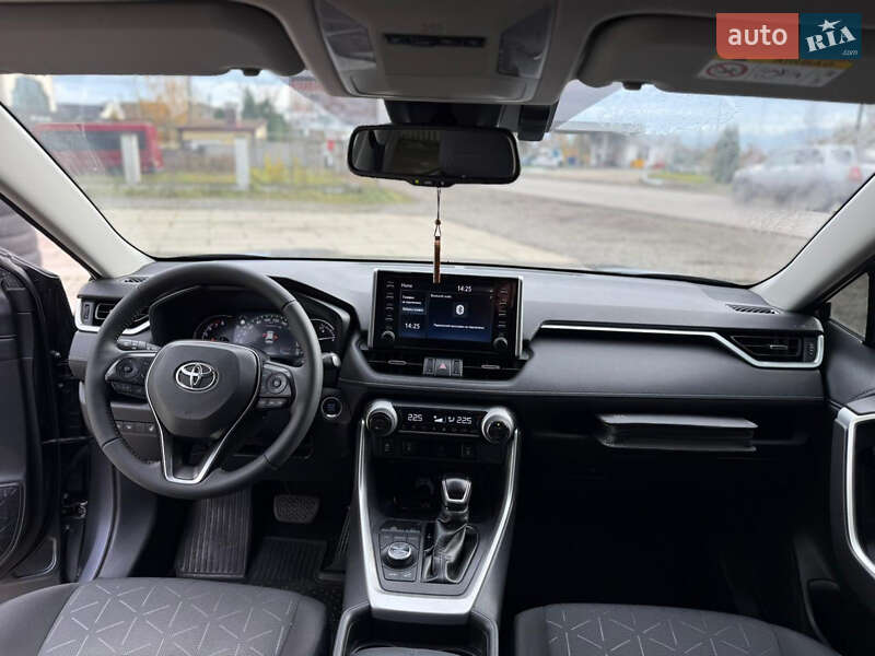 Внедорожник / Кроссовер Toyota RAV4 2020 в Хусте фото 9 Внедорожник / Кроссовер Toyota RAV4 2020 в Хусте