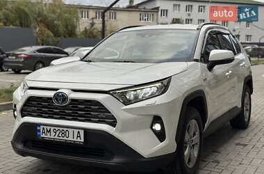 Внедорожник / Кроссовер Toyota RAV4 2021 в Житомире