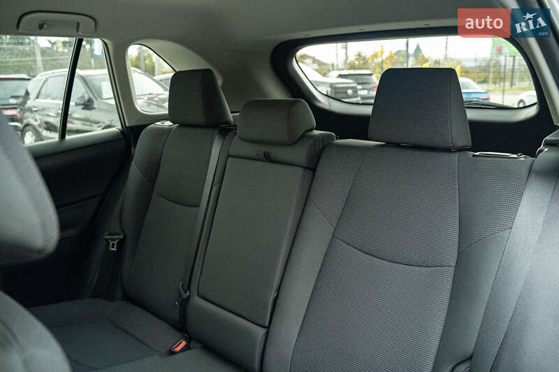 Позашляховик / Кросовер Toyota RAV4 2019 в Чернівцях