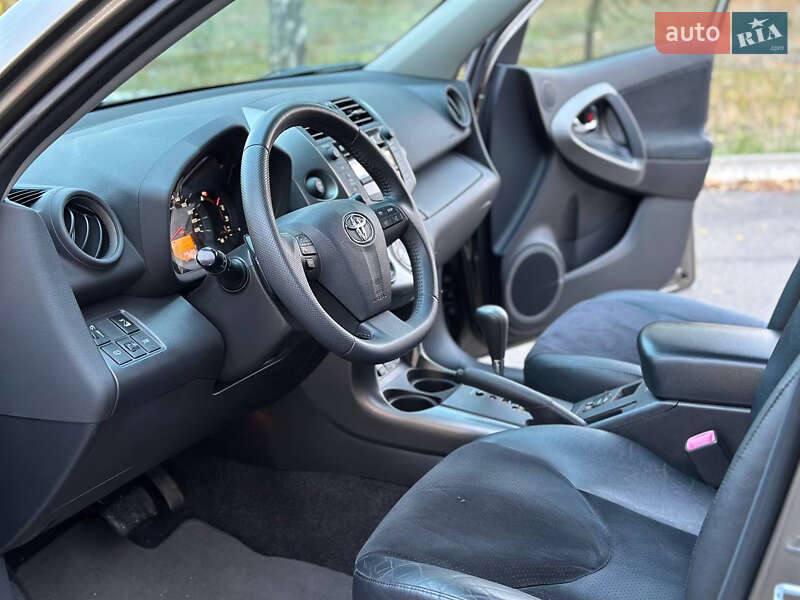 Внедорожник / Кроссовер Toyota RAV4 2011 в Днепре фото 11 Внедорожник / Кроссовер Toyota RAV4 2011 в Днепре