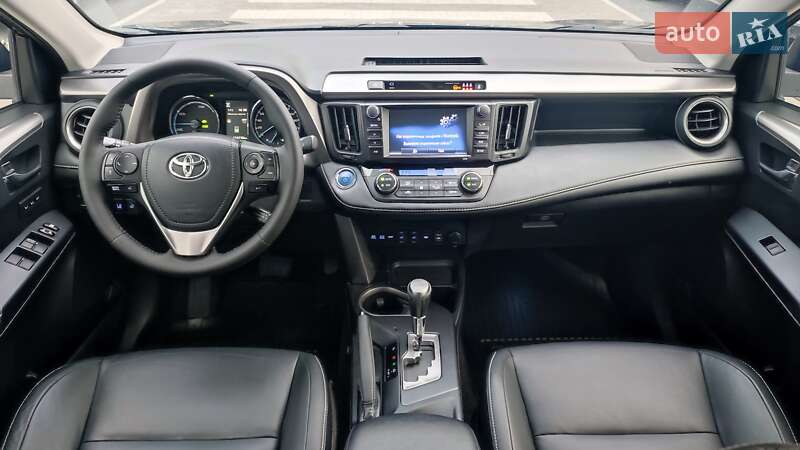 Внедорожник / Кроссовер Toyota RAV4 2017 в Киеве фото 8 Внедорожник / Кроссовер Toyota RAV4 2017 в Киеве