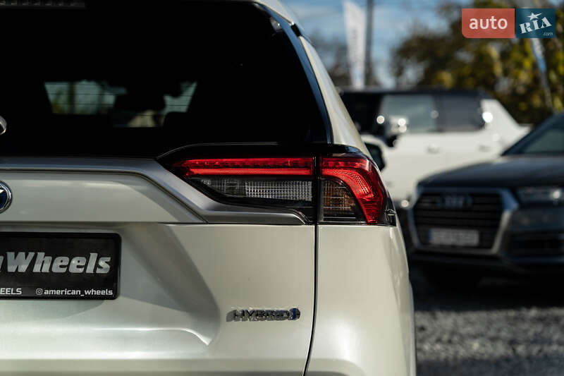 Внедорожник / Кроссовер Toyota RAV4 2020 в Черновцах фото 9 Внедорожник / Кроссовер Toyota RAV4 2020 в Черновцах