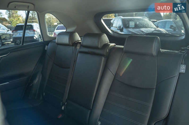 Внедорожник / Кроссовер Toyota RAV4 2020 в Черновцах фото 40 Внедорожник / Кроссовер Toyota RAV4 2020 в Черновцах