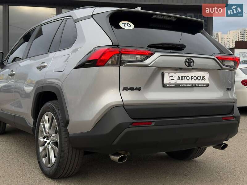 Внедорожник / Кроссовер Toyota RAV4 2022 в Киеве фото 6 Внедорожник / Кроссовер Toyota RAV4 2022 в Киеве