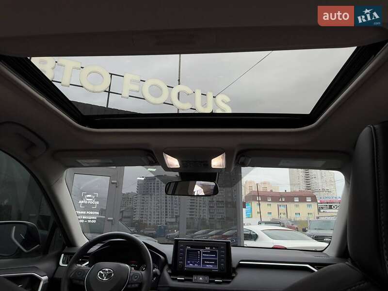 Внедорожник / Кроссовер Toyota RAV4 2022 в Киеве фото 23 Внедорожник / Кроссовер Toyota RAV4 2022 в Киеве