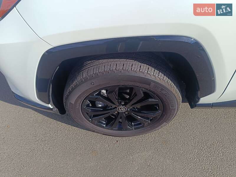 Внедорожник / Кроссовер Toyota RAV4 2022 в Одессе фото 14 Внедорожник / Кроссовер Toyota RAV4 2022 в Одессе