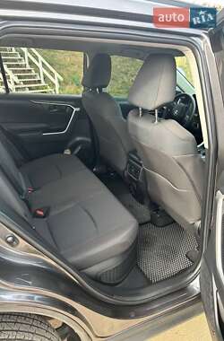 Внедорожник / Кроссовер Toyota RAV4 2021 в Одессе