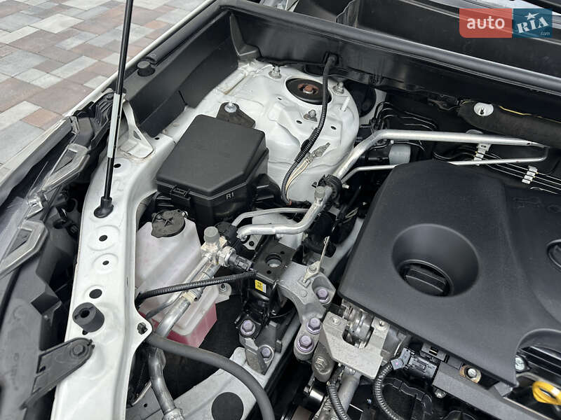 Внедорожник / Кроссовер Toyota RAV4 2019 в Черкассах фото 34 Внедорожник / Кроссовер Toyota RAV4 2019 в Черкассах