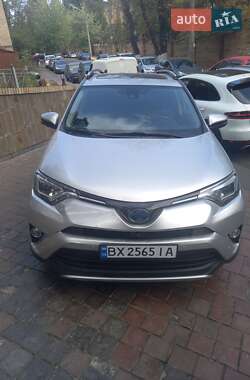 Внедорожник / Кроссовер Toyota RAV4 2016 в Киеве