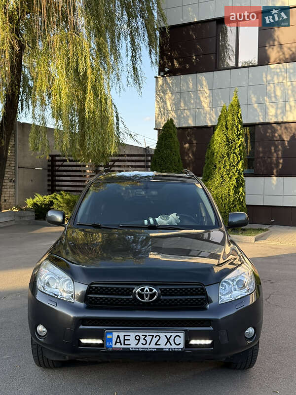 Внедорожник / Кроссовер Toyota RAV4 2006 в Днепре фото 4 Внедорожник / Кроссовер Toyota RAV4 2006 в Днепре