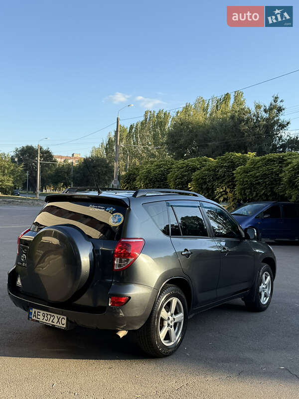 Внедорожник / Кроссовер Toyota RAV4 2006 в Днепре фото 8 Внедорожник / Кроссовер Toyota RAV4 2006 в Днепре