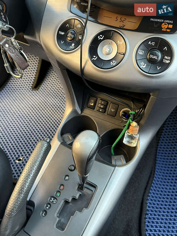 Внедорожник / Кроссовер Toyota RAV4 2006 в Днепре фото 17 Внедорожник / Кроссовер Toyota RAV4 2006 в Днепре