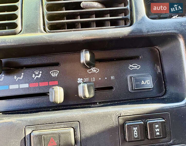 Позашляховик / Кросовер Toyota RAV4 1995 в Одесі