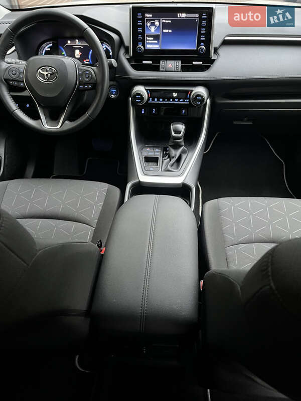 Внедорожник / Кроссовер Toyota RAV4 2021 в Хмельницком фото 20 Внедорожник / Кроссовер Toyota RAV4 2021 в Хмельницком