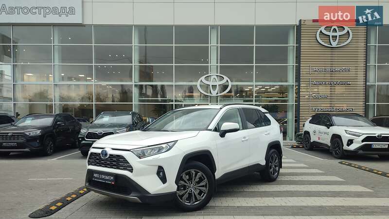 Toyota RAV4 2024