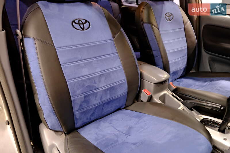 Позашляховик / Кросовер Toyota RAV4 2001 в Одесі