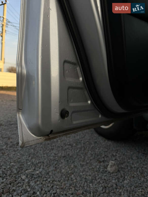 Внедорожник / Кроссовер Toyota RAV4 2006 в Борисполе