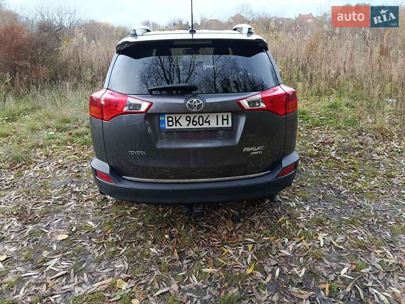 Внедорожник / Кроссовер Toyota RAV4 2014 в Ровно фото Внедорожник / Кроссовер Toyota RAV4 2014 в Ровно