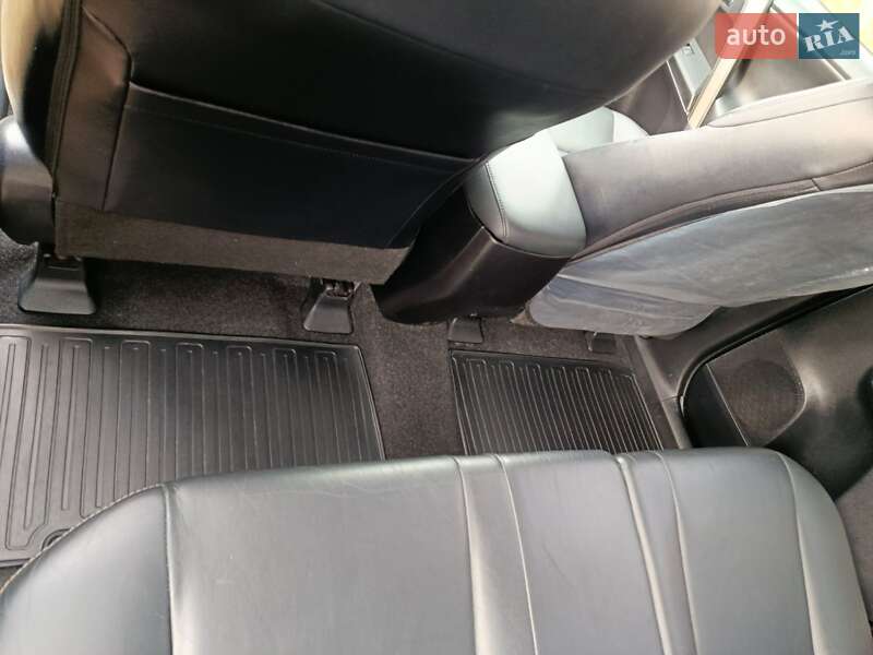 Внедорожник / Кроссовер Toyota RAV4 2014 в Ровно фото 7 Внедорожник / Кроссовер Toyota RAV4 2014 в Ровно