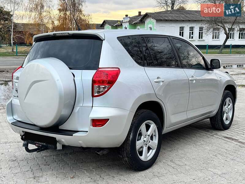 Внедорожник / Кроссовер Toyota RAV4 2009 в Ахтырке фото 5 Внедорожник / Кроссовер Toyota RAV4 2009 в Ахтырке