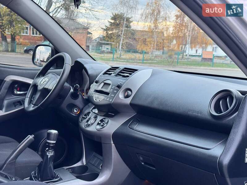 Внедорожник / Кроссовер Toyota RAV4 2009 в Ахтырке фото 27 Внедорожник / Кроссовер Toyota RAV4 2009 в Ахтырке