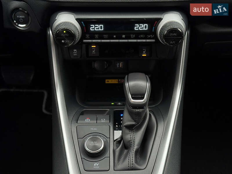 Внедорожник / Кроссовер Toyota RAV4 2023 в Киеве фото 23 Внедорожник / Кроссовер Toyota RAV4 2023 в Киеве