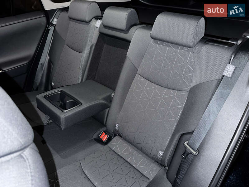 Внедорожник / Кроссовер Toyota RAV4 2023 в Киеве фото 73 Внедорожник / Кроссовер Toyota RAV4 2023 в Киеве