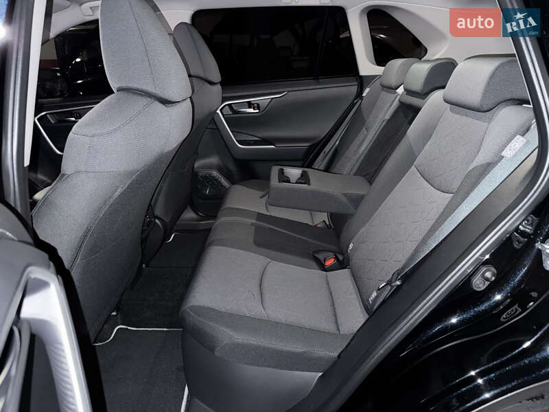 Внедорожник / Кроссовер Toyota RAV4 2023 в Киеве фото 74 Внедорожник / Кроссовер Toyota RAV4 2023 в Киеве