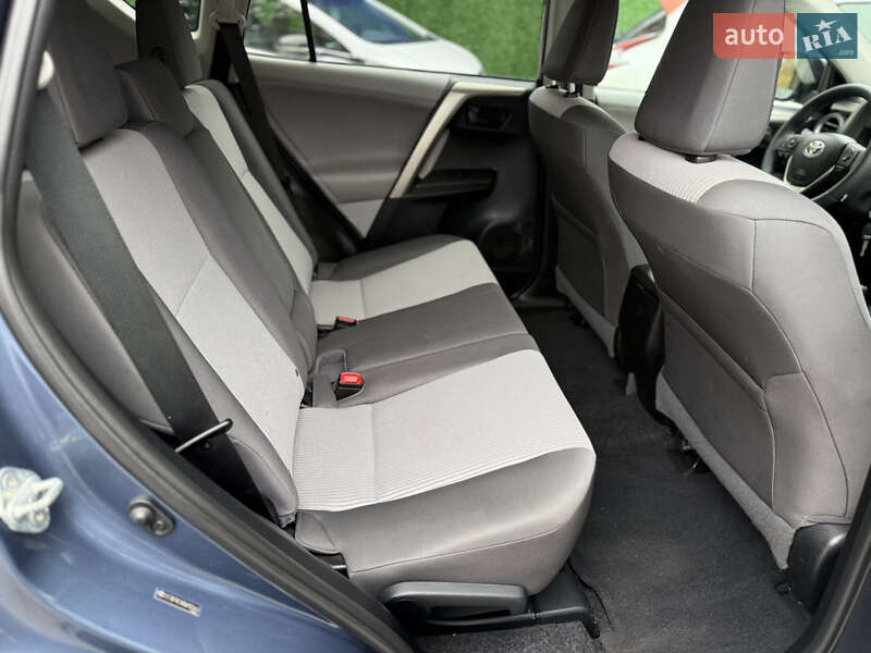 Внедорожник / Кроссовер Toyota RAV4 2013 в Одессе