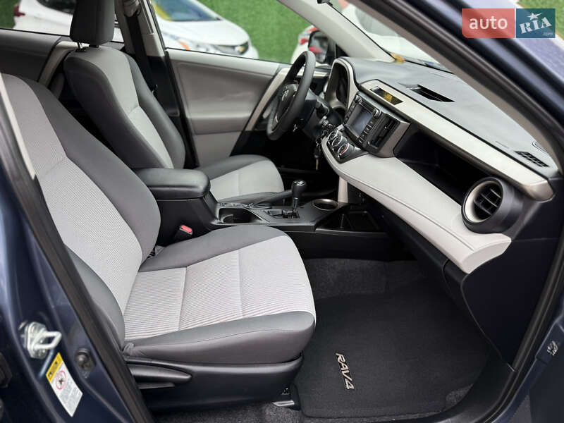 Внедорожник / Кроссовер Toyota RAV4 2013 в Одессе