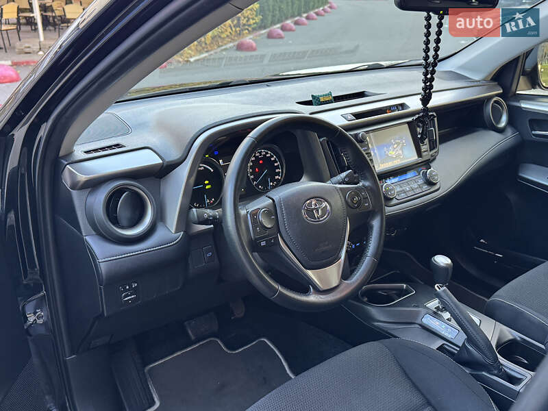 Внедорожник / Кроссовер Toyota RAV4 2017 в Харькове фото 10 Внедорожник / Кроссовер Toyota RAV4 2017 в Харькове