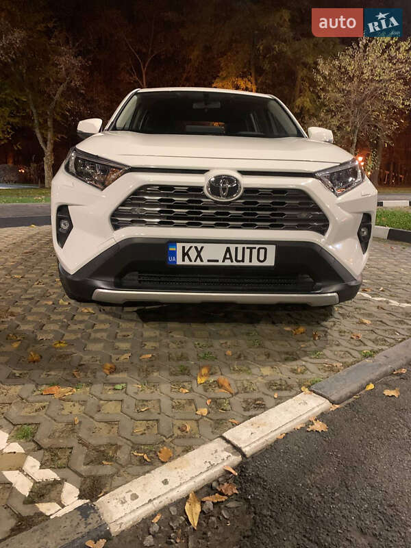 Внедорожник / Кроссовер Toyota RAV4 2023 в Харькове фото 10 Внедорожник / Кроссовер Toyota RAV4 2023 в Харькове