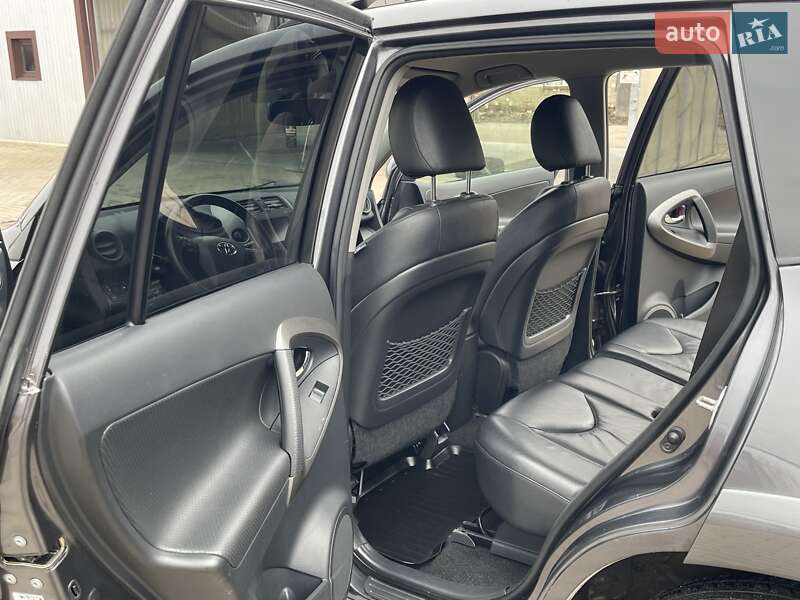 Внедорожник / Кроссовер Toyota RAV4 2010 в Ровно фото 23 Внедорожник / Кроссовер Toyota RAV4 2010 в Ровно