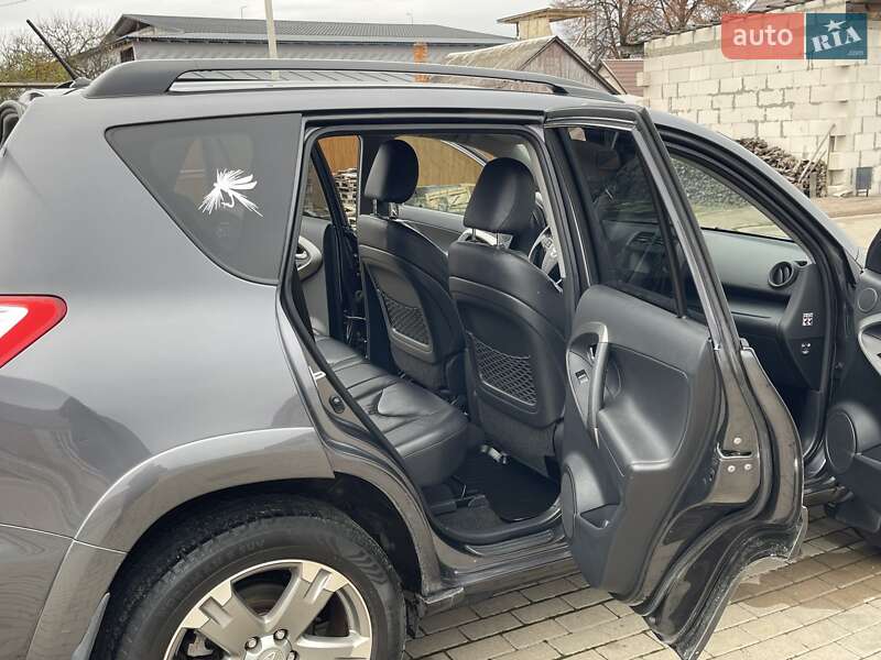 Внедорожник / Кроссовер Toyota RAV4 2010 в Ровно фото 33 Внедорожник / Кроссовер Toyota RAV4 2010 в Ровно