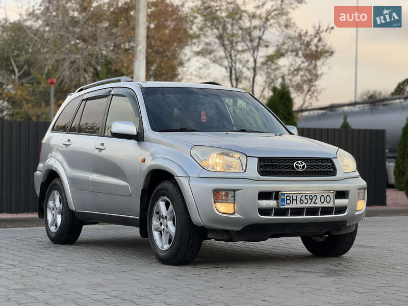 Позашляховик / Кросовер Toyota RAV4 2003 в Одесі
