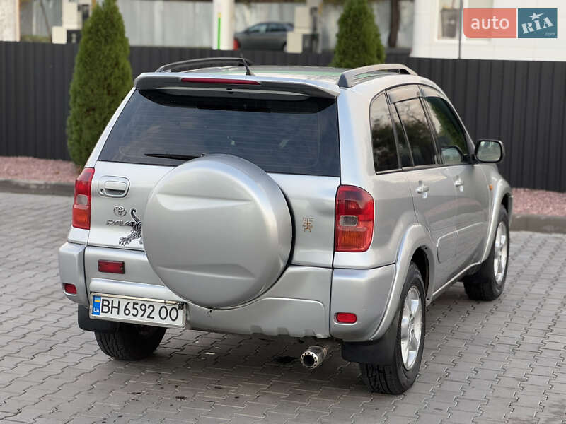 Позашляховик / Кросовер Toyota RAV4 2003 в Одесі